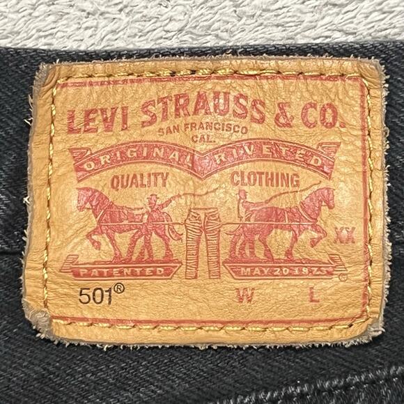 Levis 501 Shorts Womens W31 Black Denim Button Fly Cutoff Bottoms - Picture 11 of 14